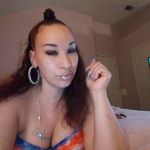 Meet your Posher, Eve